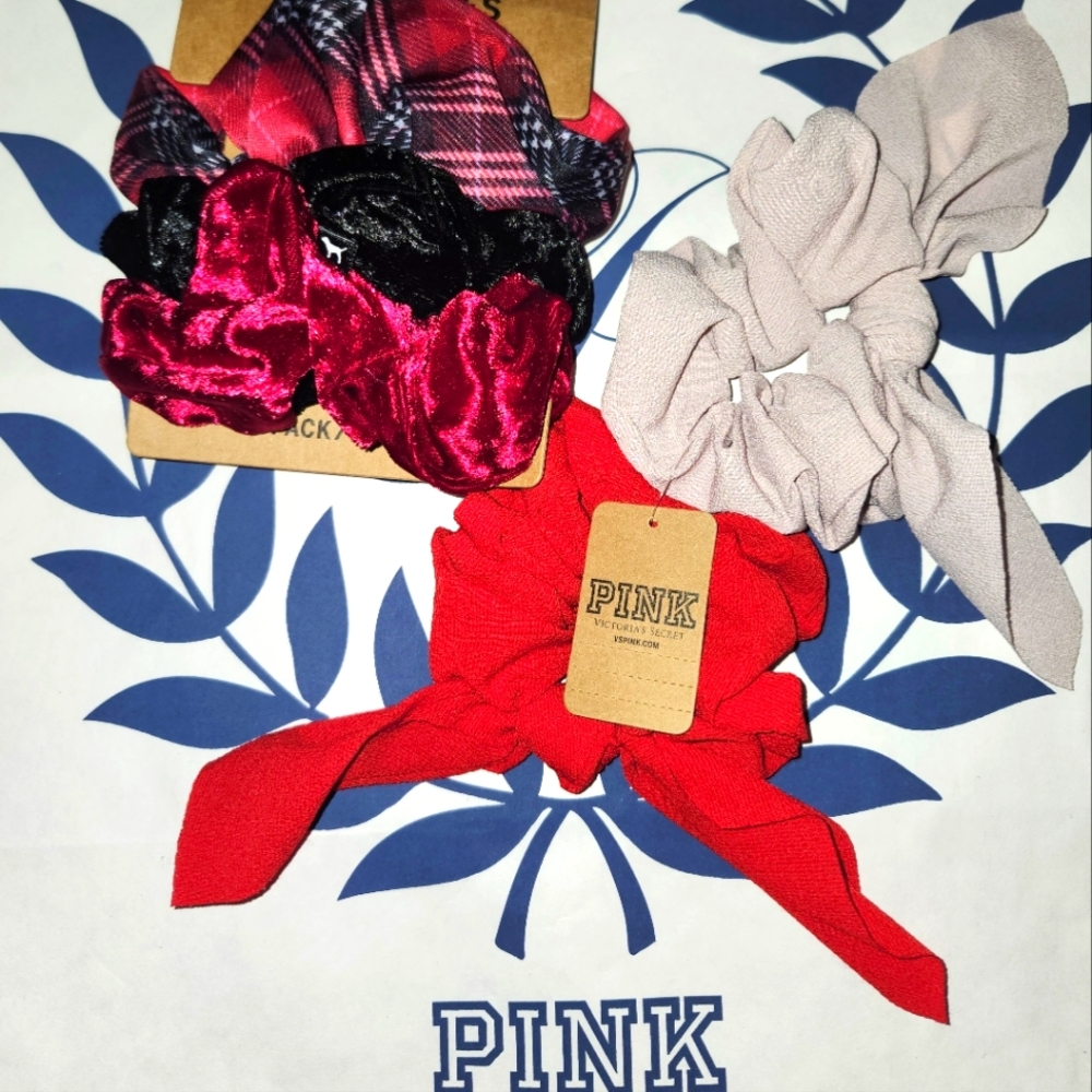 PINK VS Scrunchie Set New